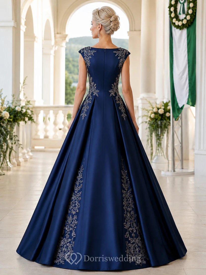 Elegantes, dunkelblaues Satin-Ballkleid in Bodenlänge mit U-Boot-Ausschnitt und kurzen Ärmeln view 2