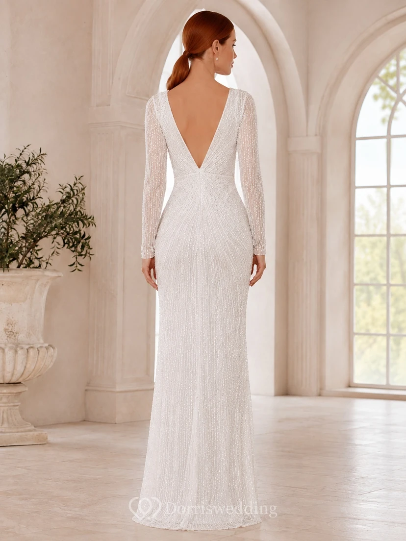 Weißes Pailletten-Tüll-Abendkleid mit langen Ärmeln, V-Ausschnitt, Meerjungfrauenschnitt und Schleppe view 2