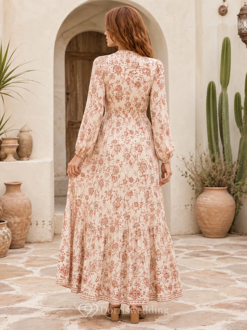 Rosa geblümtes Chiffonkleid im Boho-Stil mit Rundhalsausschnitt, Dreiviertelärmeln und bodenlangem Schnitt view 2