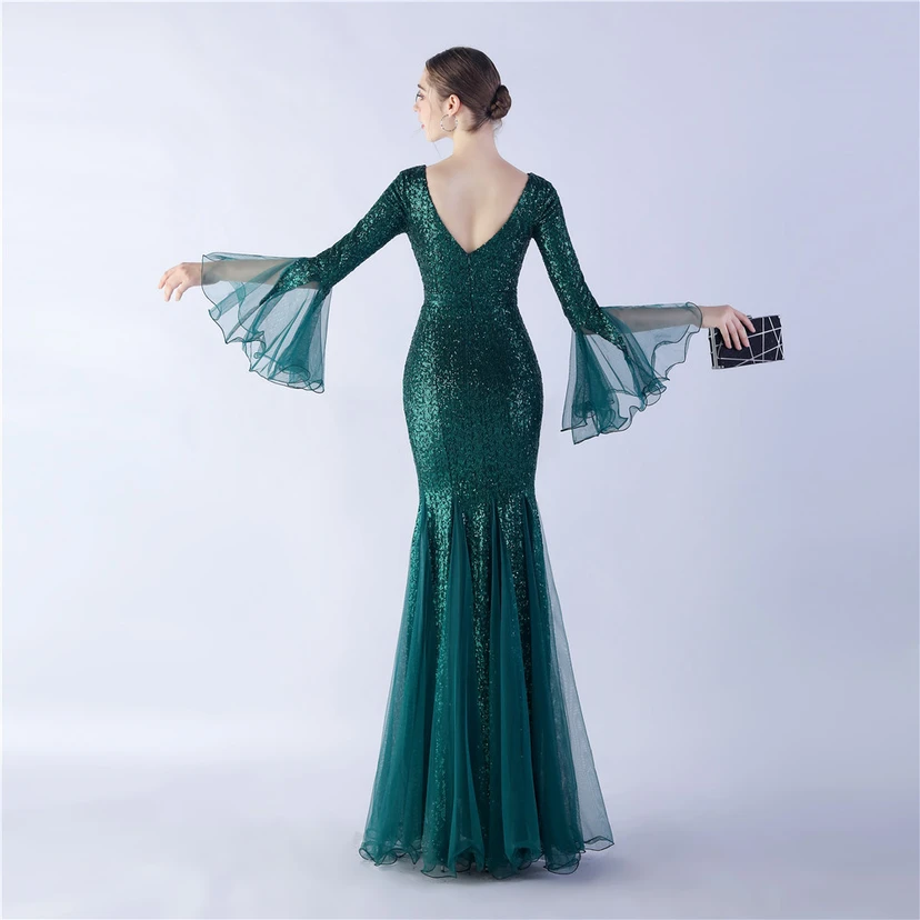 Vestido de noche con lentejuelas, bordado de malla encriptada, estilo artesanal de seda de pez y borde ondulado. view 60