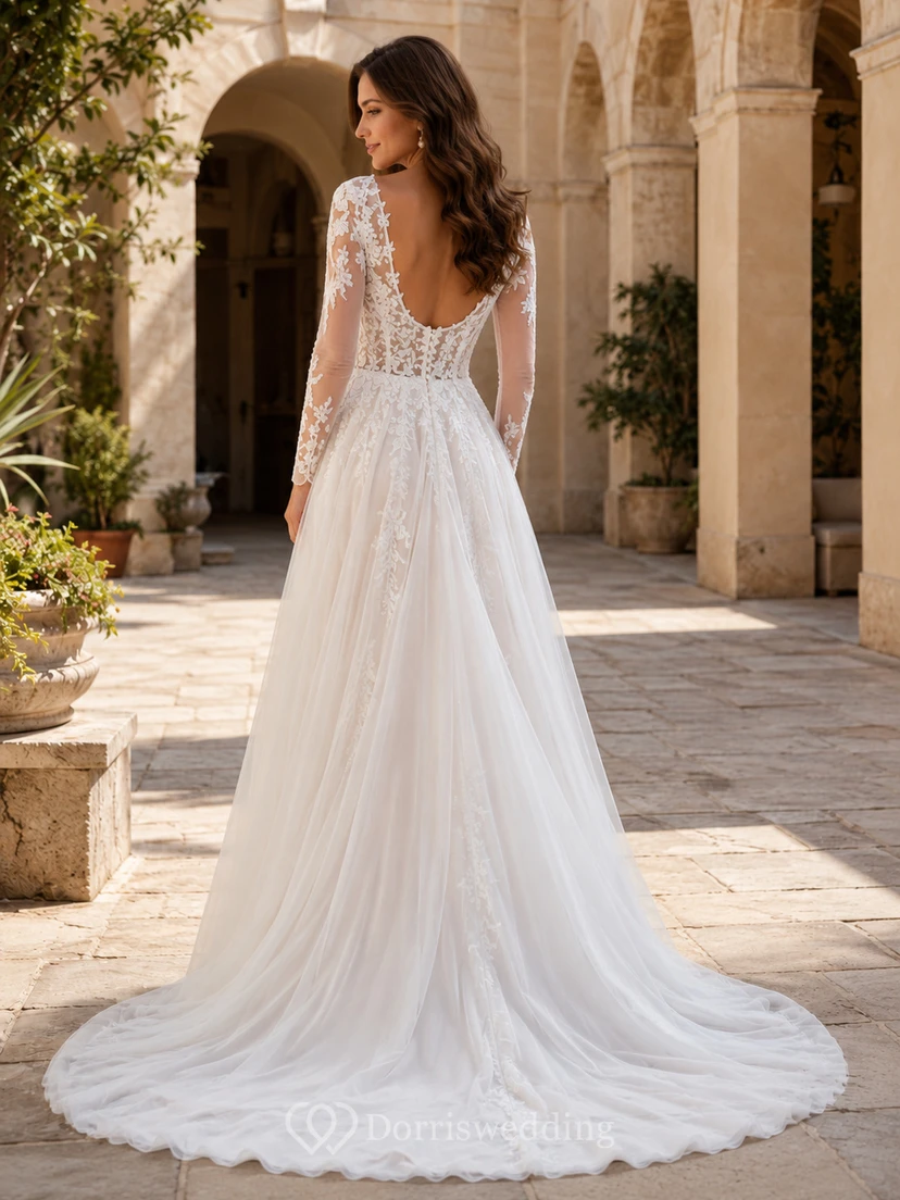 Robe de mariée romantique en mousseline de soie, col en V, manches longues en dentelle, coupe trapèze, dos nu et traîne chapelle, ornée d'une longue traîne chapelle et d'une robe trapèze à manches longues en dentelle. view 2