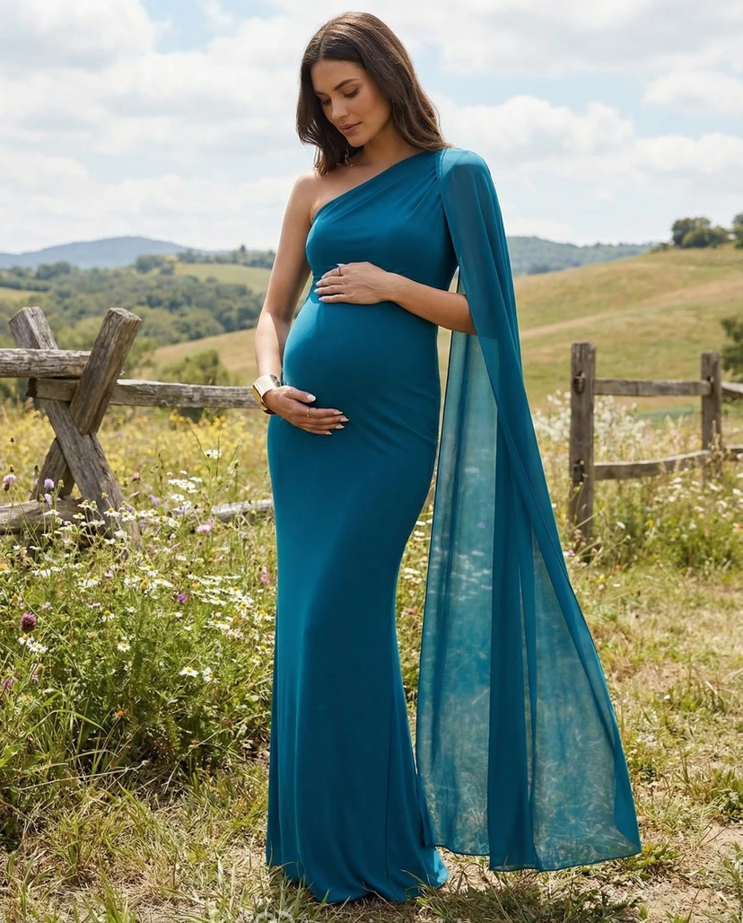 Pfauenblaues Umstands-Abendkleid mit One-Shoulder-Ausschnitt, transparentem Cape-Ärmel und Rückenschlitz