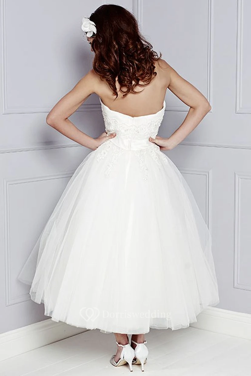 A-Line Tea-Length Sleeveless Strapless Appliqued Tulle Wedding Dress With Waist Jewellery view 2
