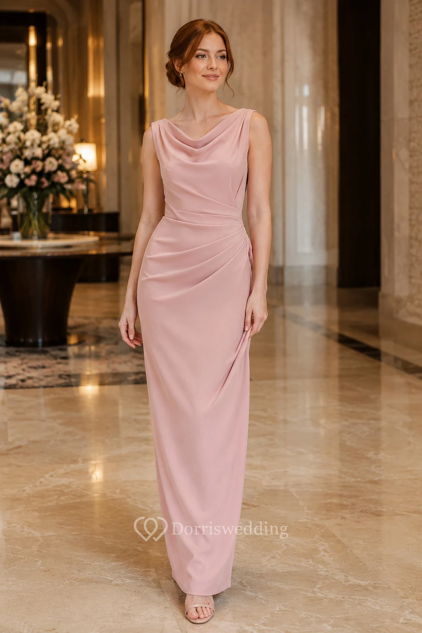Abendkleid in Altrosa mit Wasserfallausschnitt