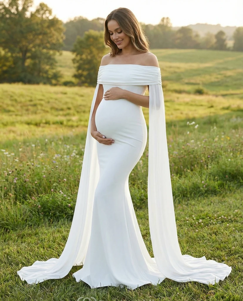 Robe de mariée de maternité à épaules dénudées avec manches cape drapées et jupe sirène