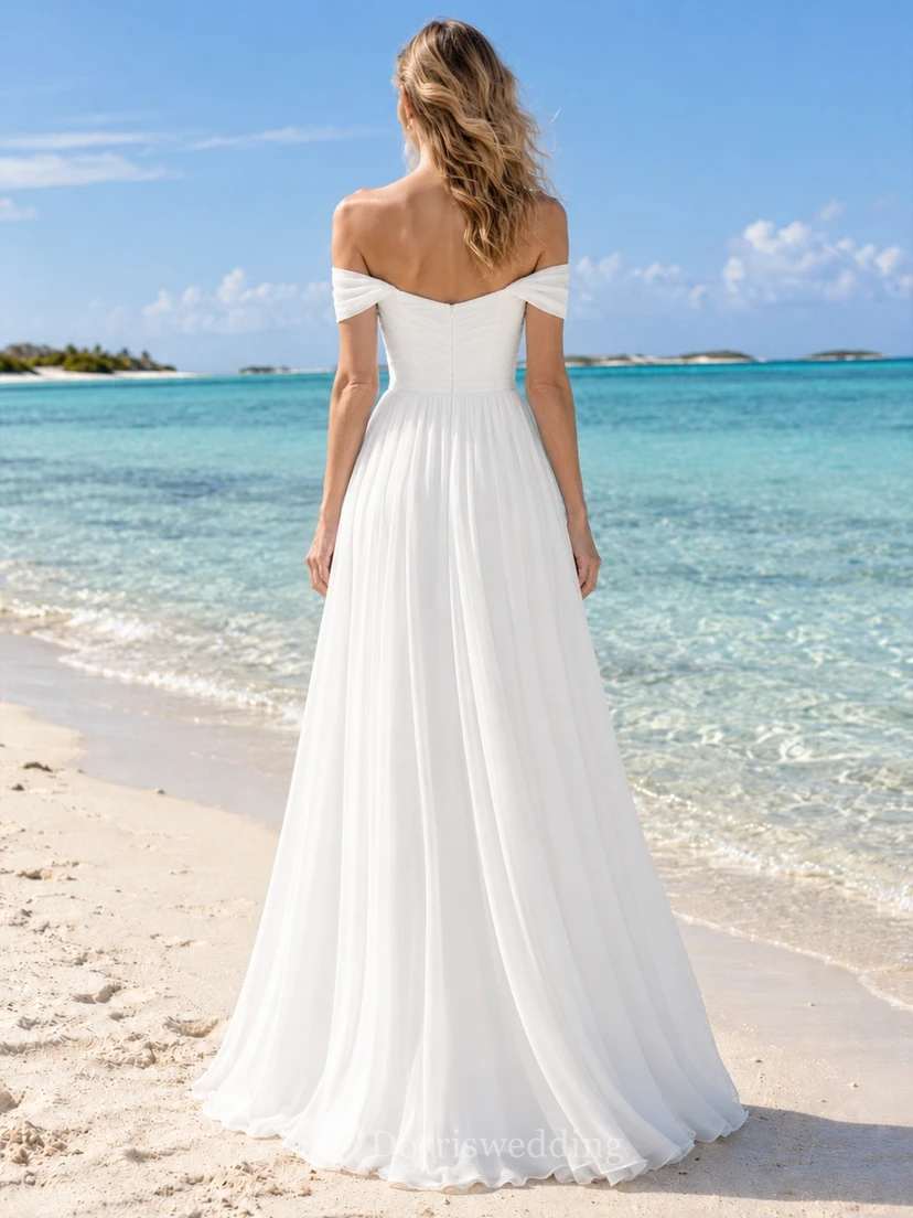 Vestido de novia sencillo de gasa con hombros descubiertos, corpiño drapeado y falda acampanada hasta el suelo. view 2