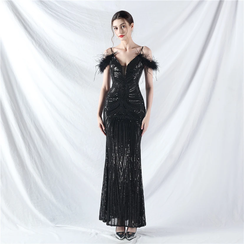 Vestido de noche con cuentas florales y plumas de avestruz elaboradas artesanalmente view 99
