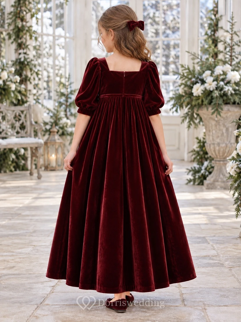 Burgunderfarbenes Samtkleid für Blumenmädchen mit eckigem Ausschnitt, Empire-Ärmeln und Puffärmeln, knöchellang view 2