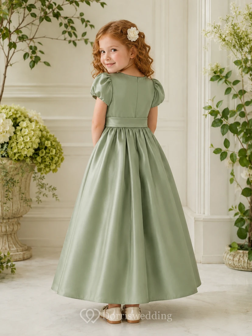 Robe de demoiselle d'honneur trapèze en satin sauge, col rond, manches bouffantes et nœud sur le devant view 2