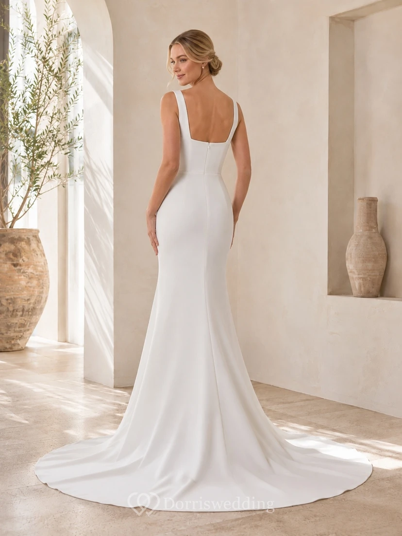 Vestido de novia sencillo con escote cuadrado, tirantes de sirena y cola larga. view 2