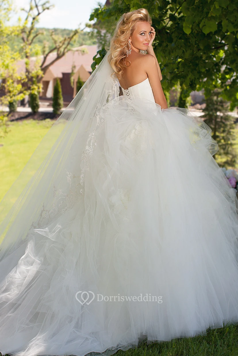 Floor-Length Sweetheart Beaded Tulle Wedding Dress With Ruffles And Lace Up view 2