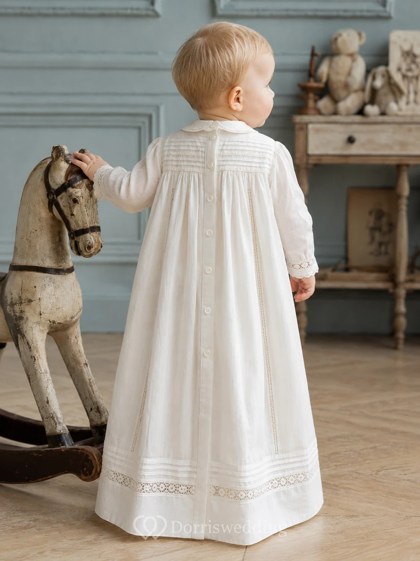 Elfenbeinfarbenes, langärmeliges, traditionelles Taufkleid mit Biesen und Spitze für Jungen view 2