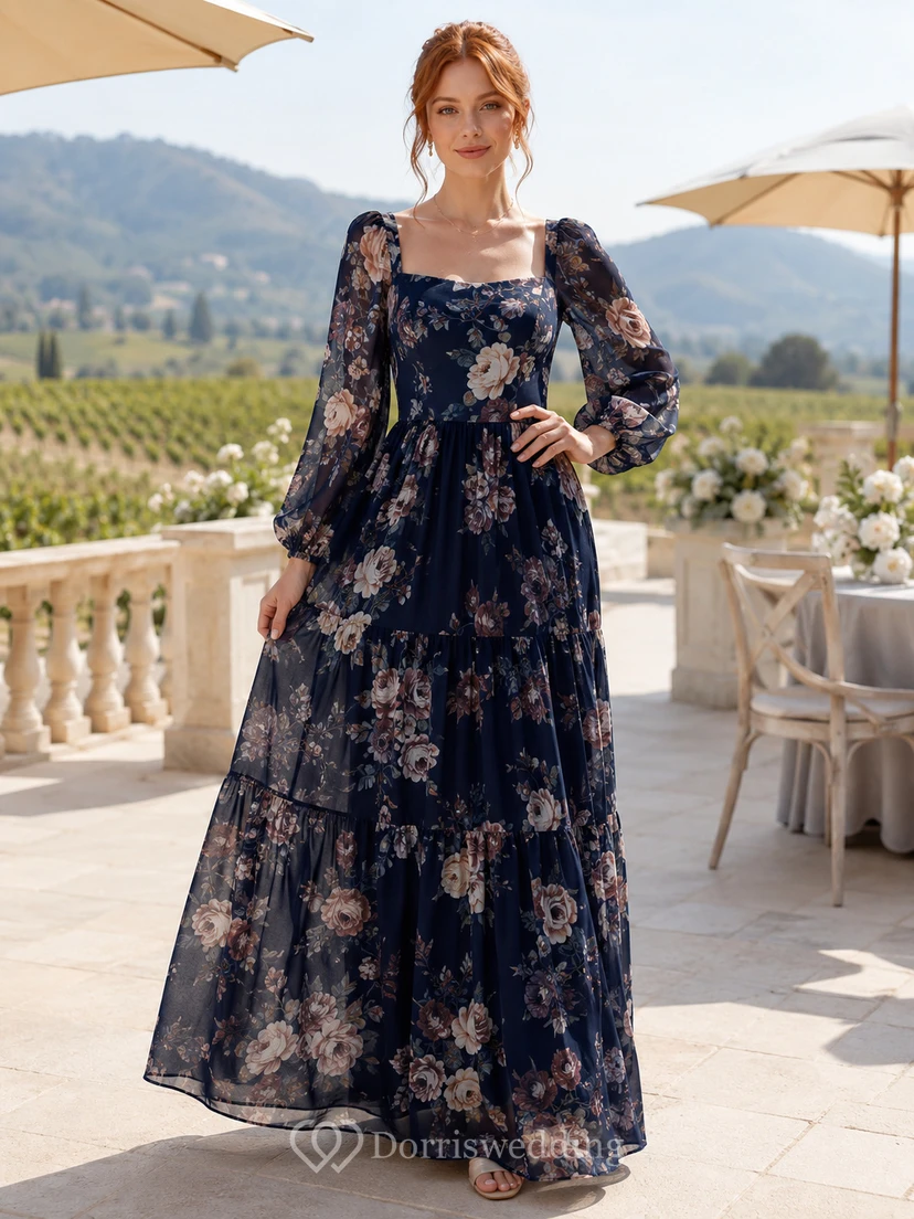 Dunkelblaues, elegantes Abendkleid für Hochzeitsgäste und Brautjungfern im Weinberg – A-Linie, bodenlang, eckiger Ausschnitt, lange Ärmel, Chiffon mit Blumenmuster, Rüschenbesatz, Reißverschluss hinten