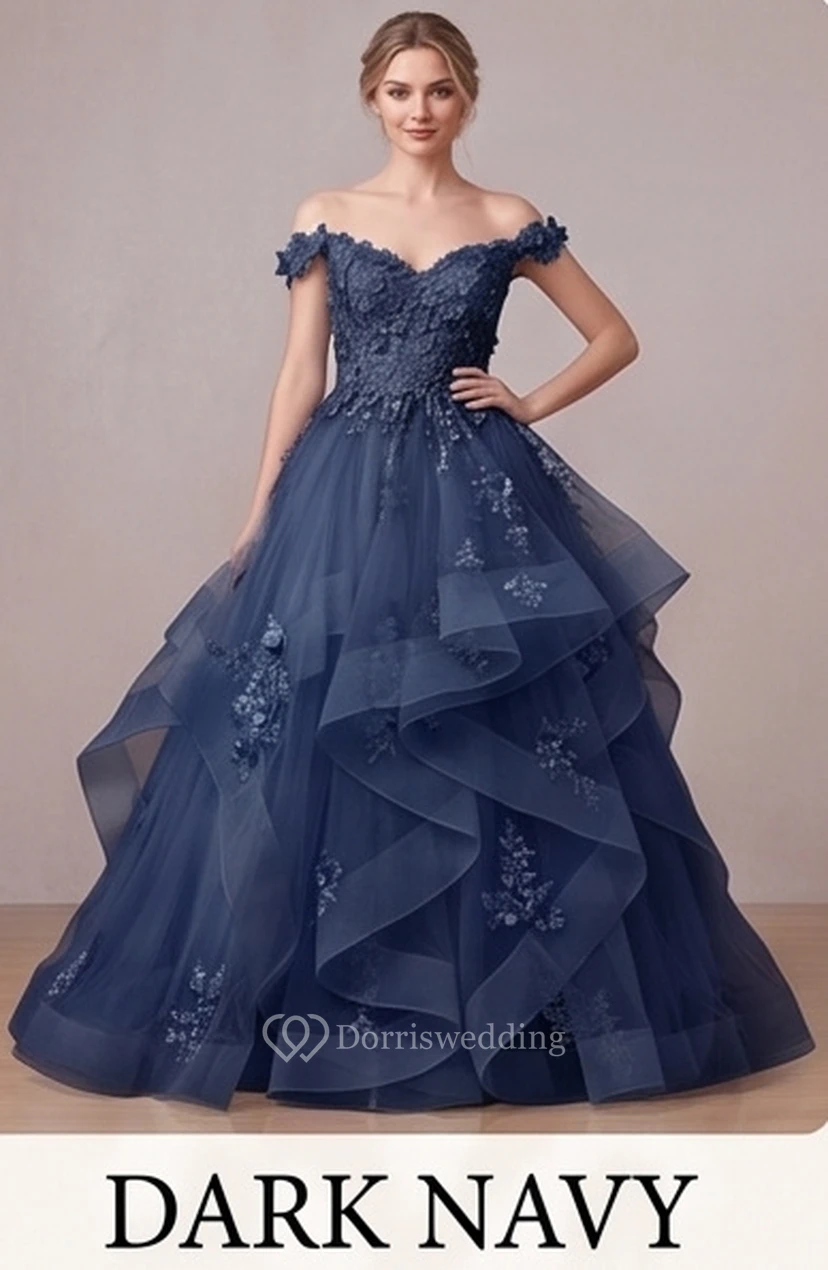 Robe de bal brodée bleu clair à épaules dénudées view 12