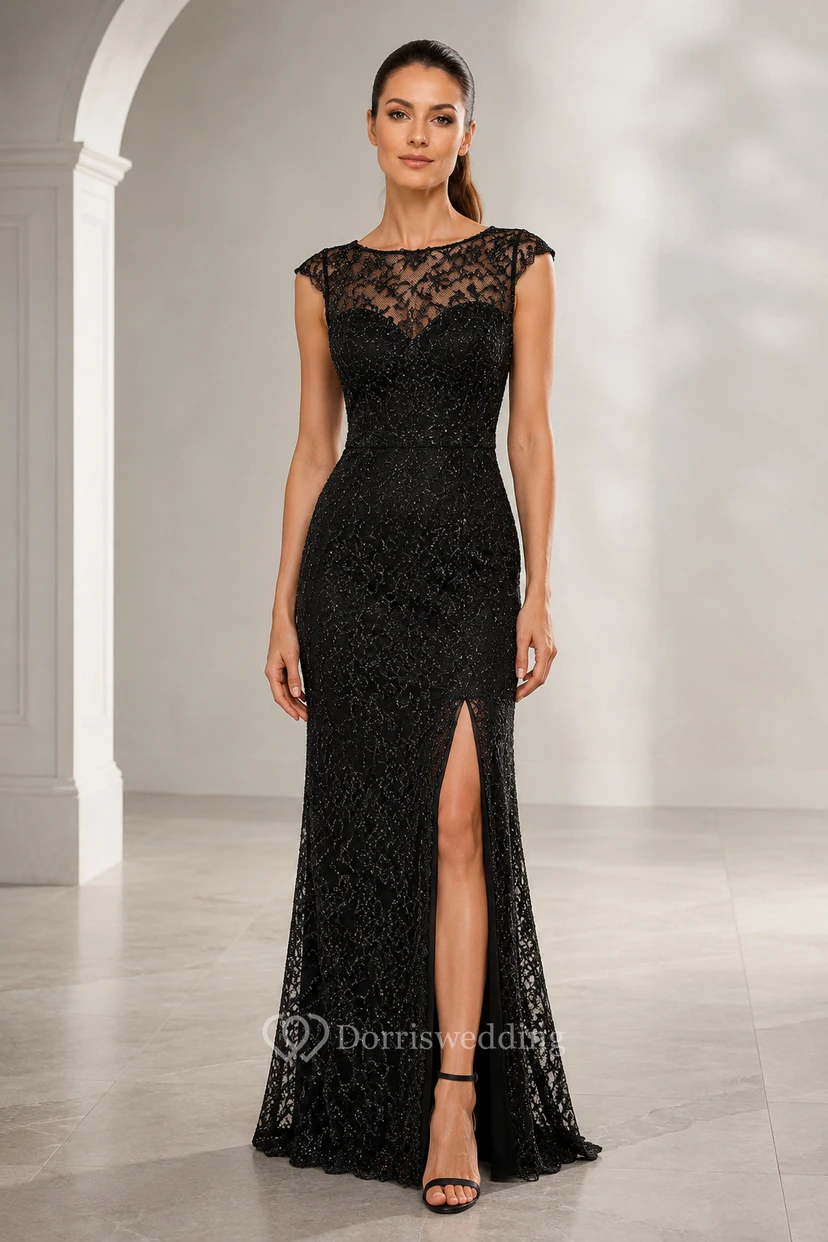 Robe de soirée fourreau en dentelle noire à manches courtes et décolleté illusion, idéale pour les soirées et les événements formels.