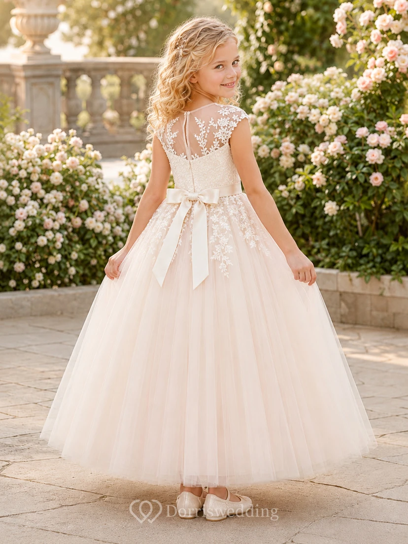 Elegantes Prinzessinnenkleid in A-Linie mit Tüllspitze, Illusion-Ausschnitt und floralen Applikationen, knöchellang view 2