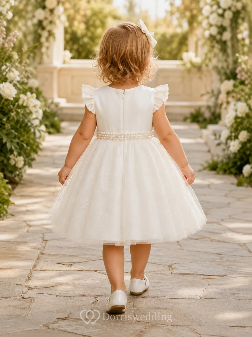 Robe de baptême pour bébé, coupe trapèze, manches papillon, en tulle, taille perlée, simple, élégante et adorable en dentelle view 2