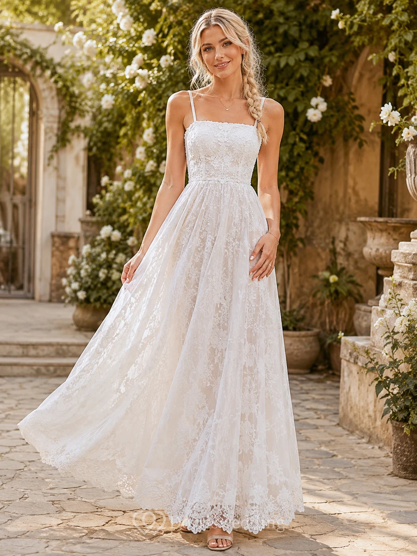 Robe de mariée romantique en dentelle, coupe trapèze, longueur au sol, sans manches, ornée de motifs carrés, style Sunlit Promise