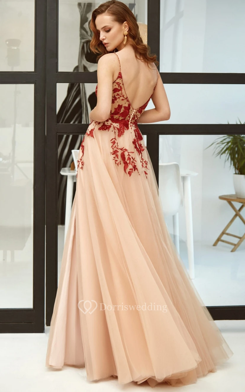 Modernes A-Linien-Abendkleid aus Spitze mit V-Ausschnitt, bodenlang, offenem Rücken und Schlitz vorne view 2