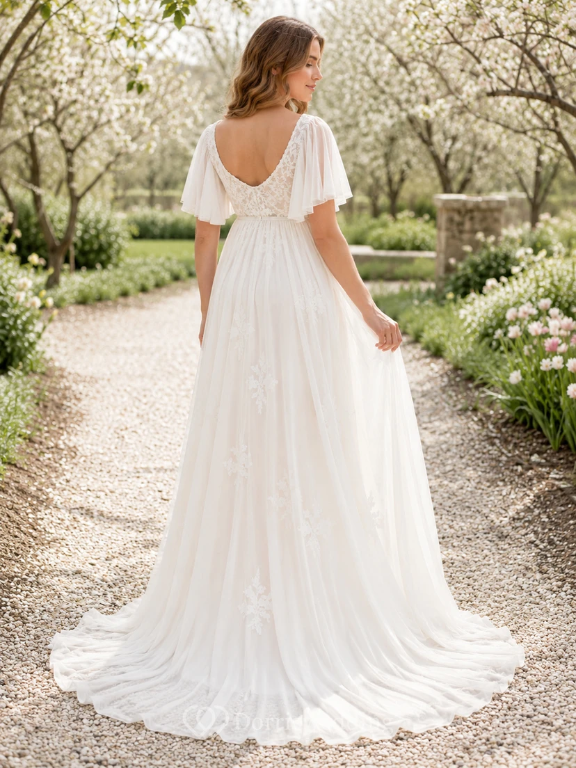 Vestido de novia de jardín con escote en V y mangas cortas de encaje para embarazadas view 2