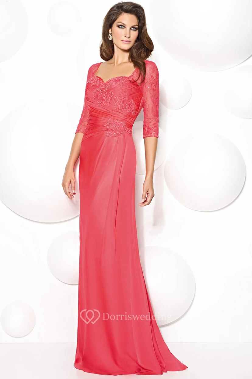 Bodenlanges Chiffonkleid mit halben Ärmeln, Applikationen und herzförmigem Ausschnitt – das perfekte Kleid für die Mutter der Braut