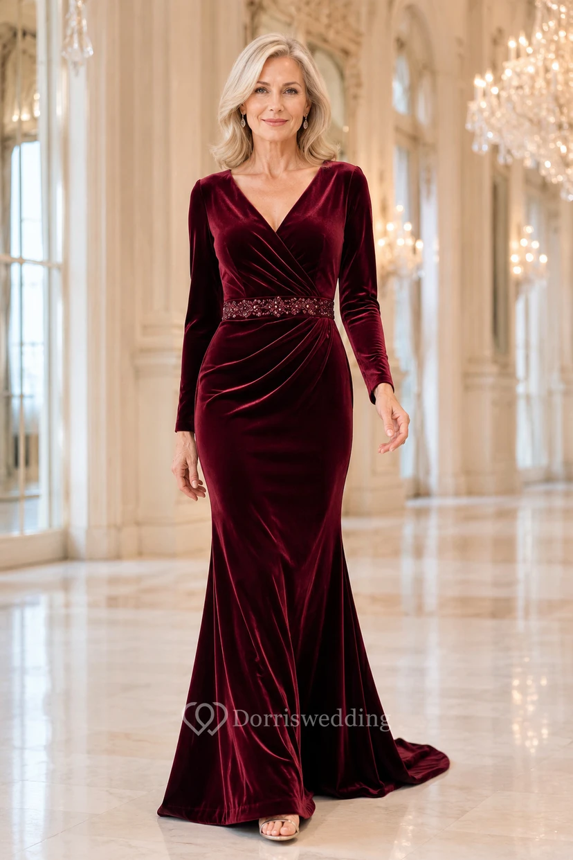 MOB-Kleid aus burgunderrotem Samt, Meerjungfrauenstil, lange Ärmel, V-Ausschnitt, bodenlang, perlenbesetzt