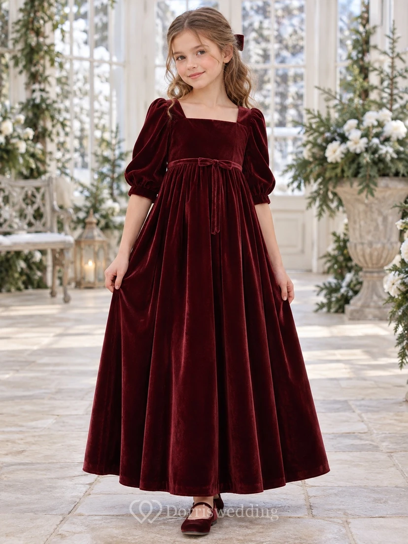 Burgunderfarbenes Samtkleid für Blumenmädchen mit eckigem Ausschnitt, Empire-Ärmeln und Puffärmeln, knöchellang