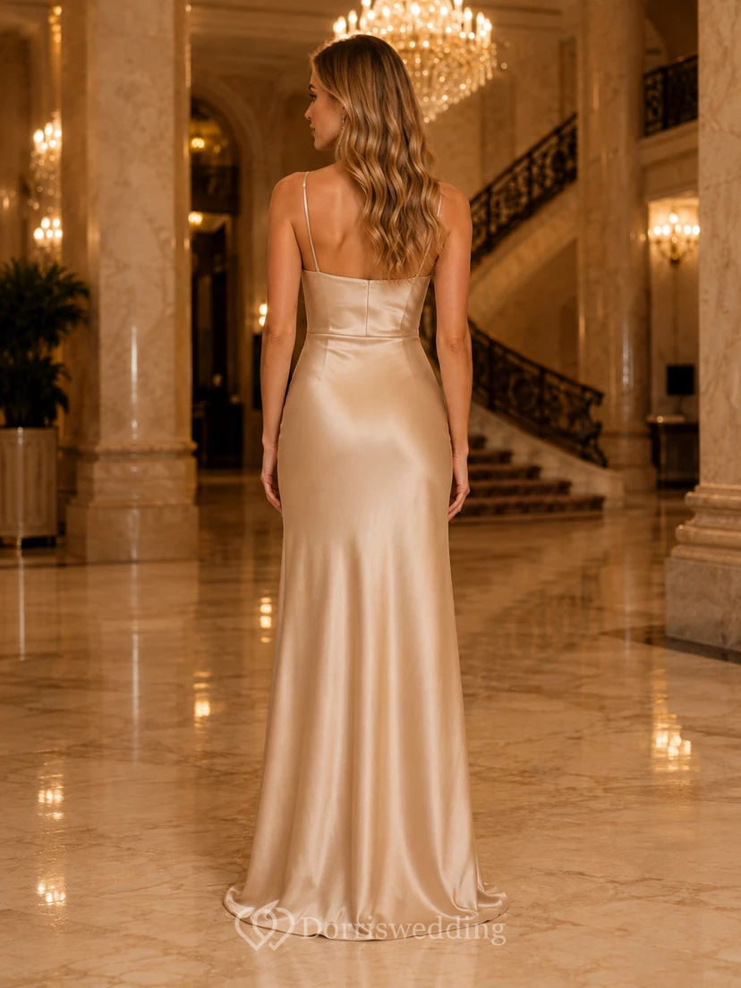Champagnerfarbenes Satin-Abendkleid mit Wasserfallausschnitt, Spaghettiträgern und Schlitz view 2