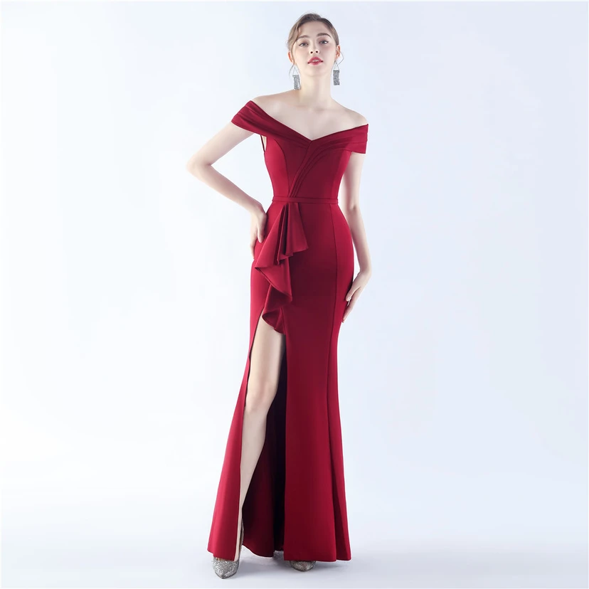 Klassisches langes Abendkleid aus Satin mit One-Shoulder-Ausschnitt view 11