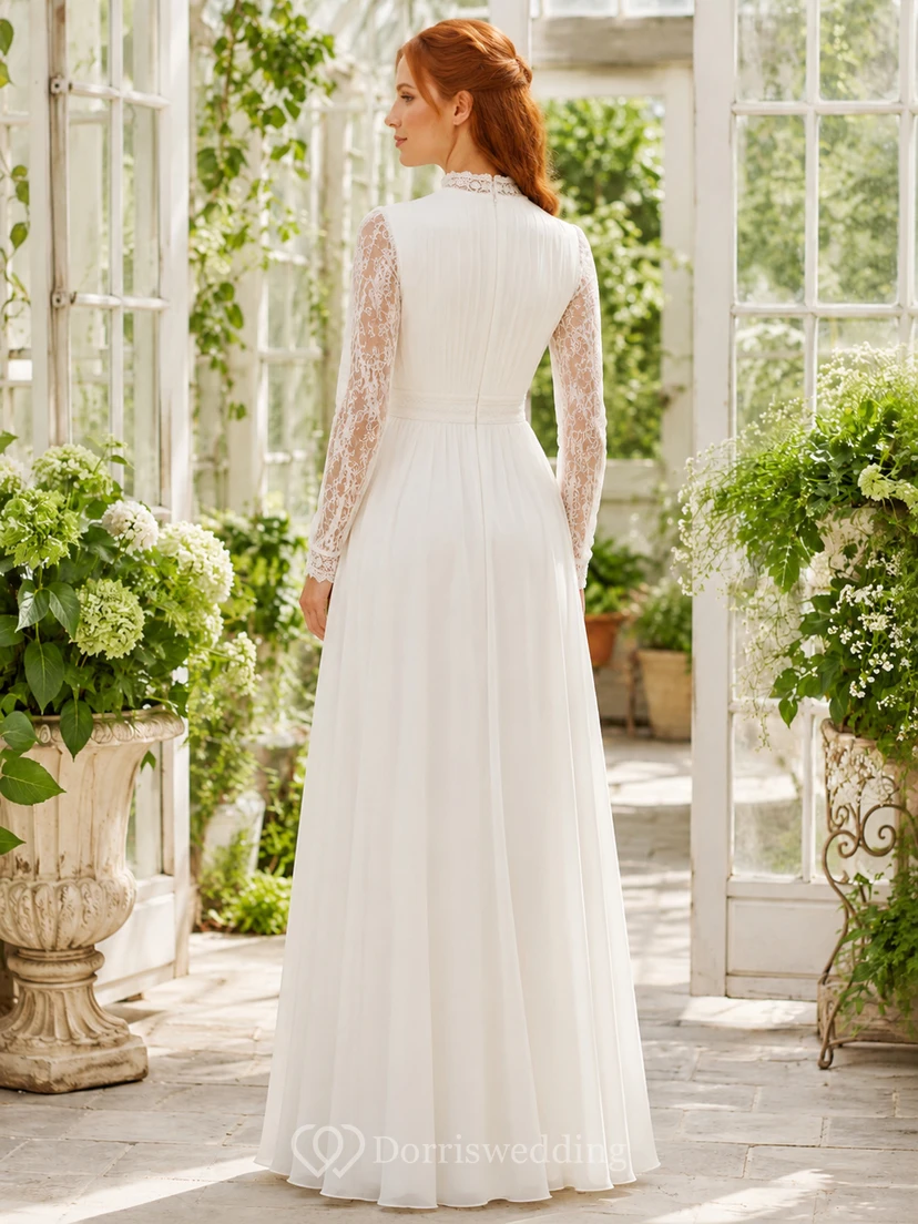 Robe de mariée champêtre modeste à col montant en dentelle illusion et manches longues, style jardin. view 2