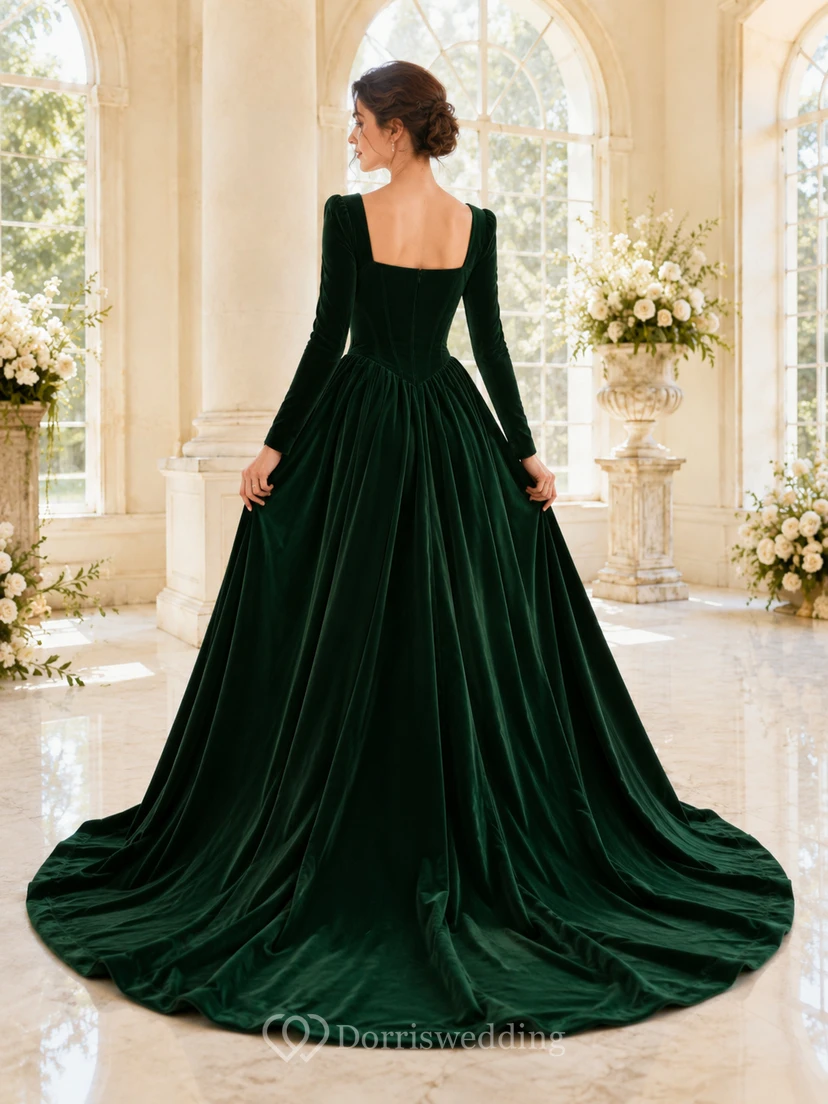 Robe de bal en velours vert foncé à col carré et manches longues, traîne chapelle view 2