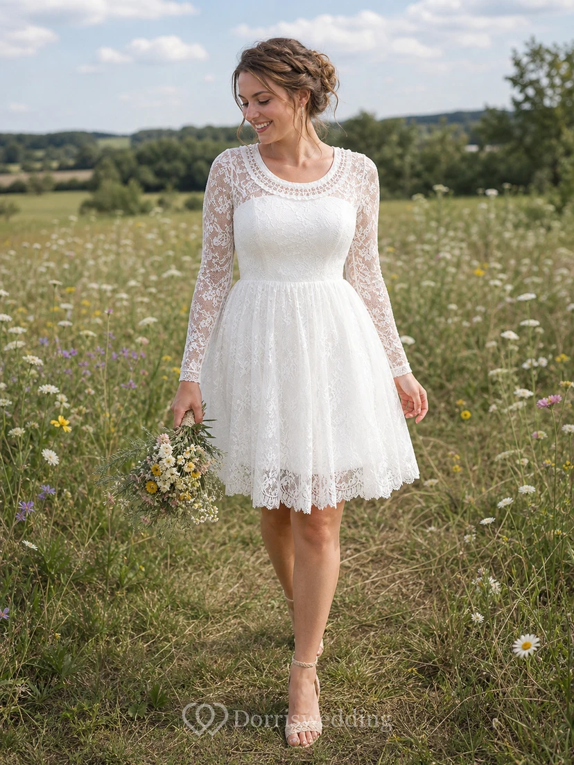 Robe de mariée classique de plage en dentelle à manches longues, longueur genou, ornée de perles view 7