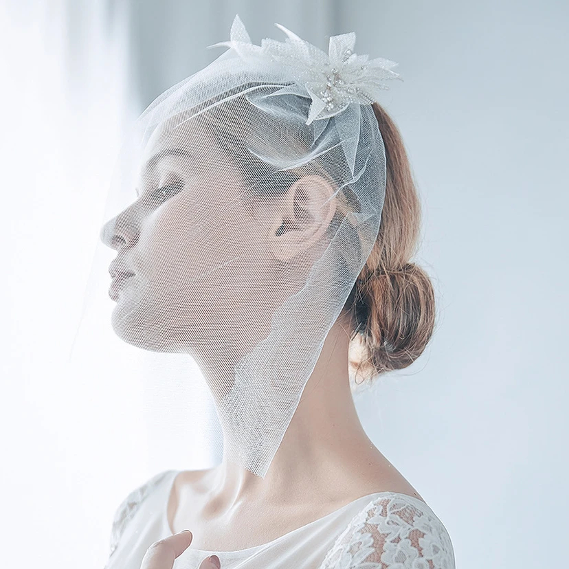 Western Style Short Bridal Veil with Sequins view 4