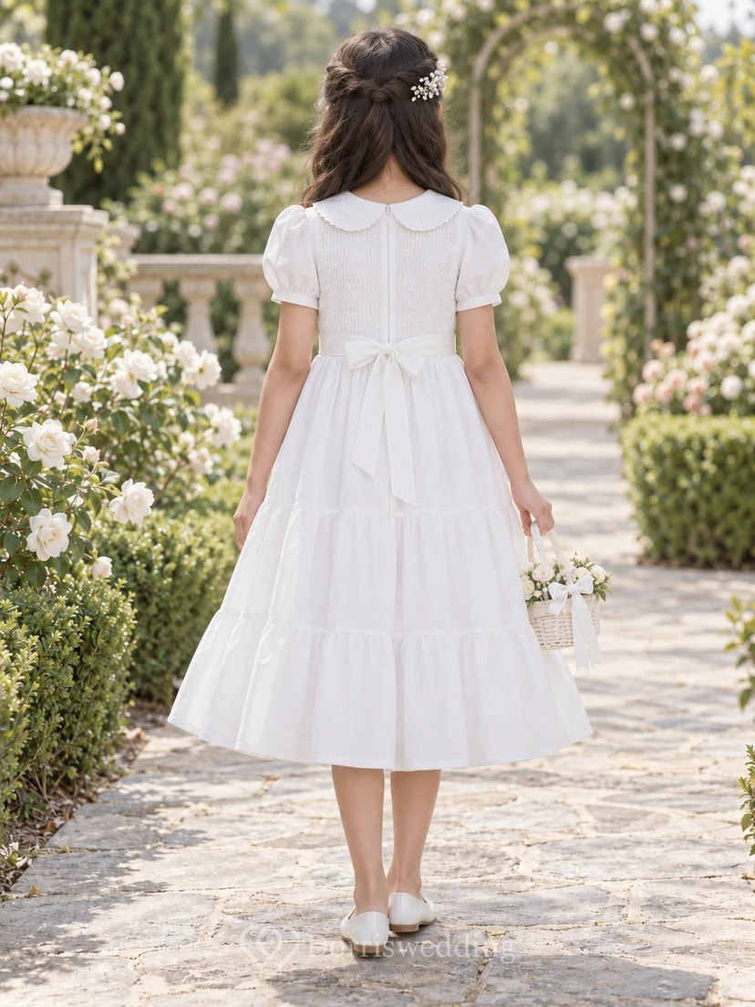 Vestido de niña de flores blanco vintage de corte A con mangas abullonadas, escote en V, lazo en la cintura y cuello Peter Pan, hasta la rodilla. view 2