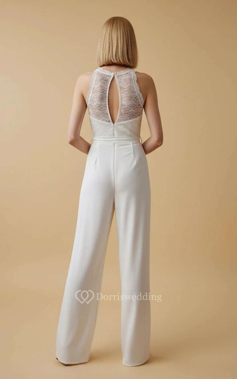Combinaison de mariée en dentelle à encolure ronde et jambes larges avec ceinture à nœud view 2