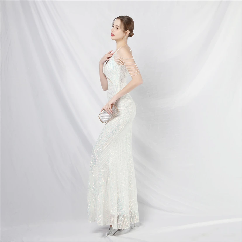 Robe de soirée ultra-résistante à rayures perlées et sequins view 40