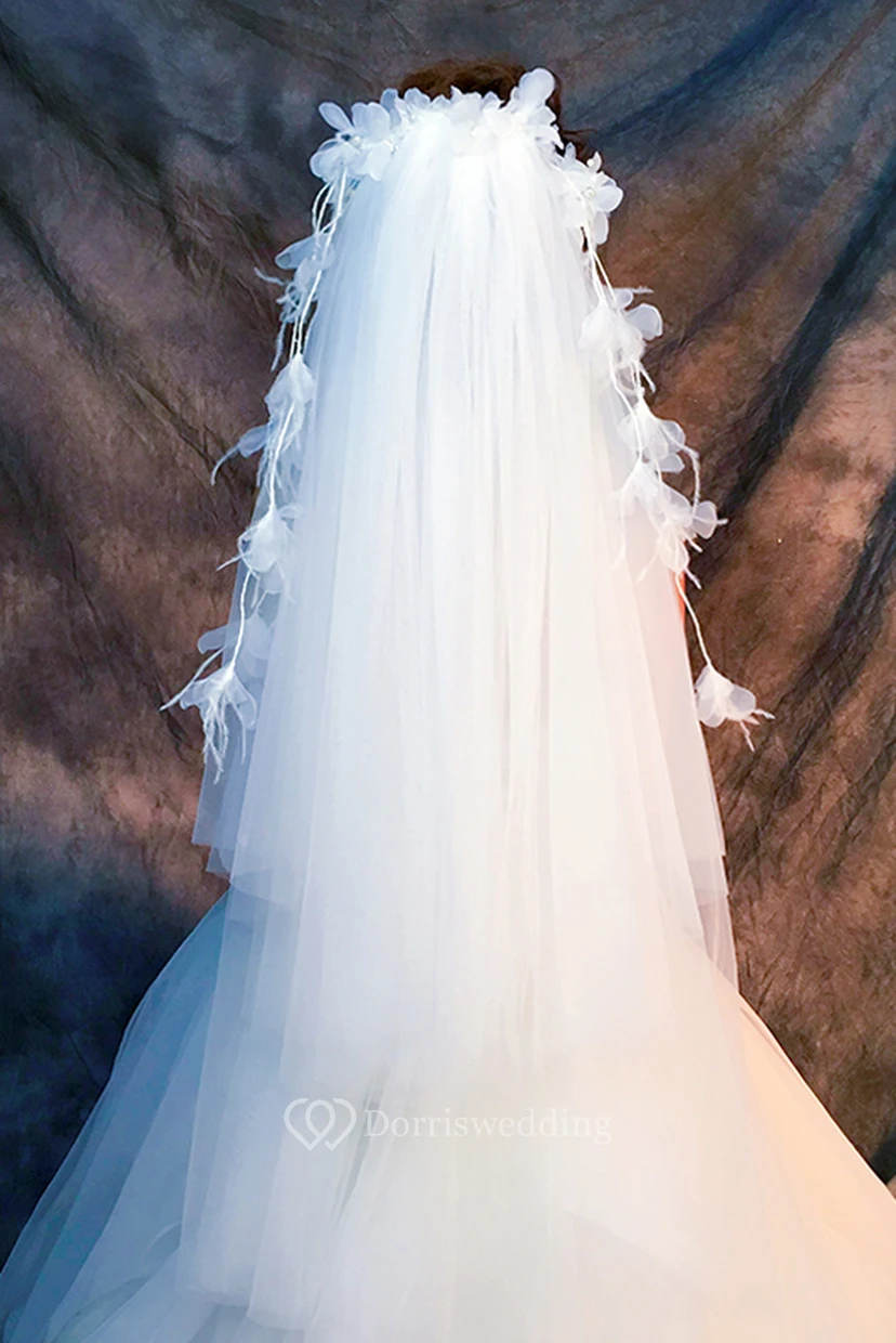 New Short Simple Beautiful Flower Tassel Bridal Veil view 3