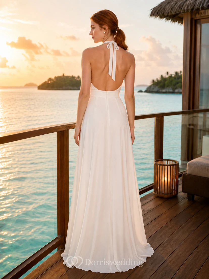 Robe longue en mousseline dos nu, style resort, avec décolleté plongeant dans le dos. view 2