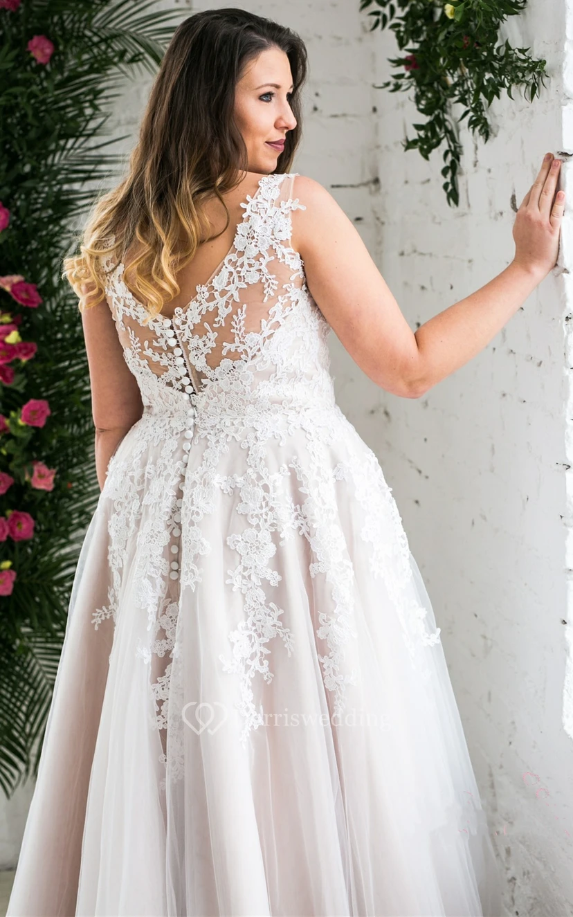 Gorgeous Tulle A Line Plunging Neckline Wedding Dress with Appliques view 2