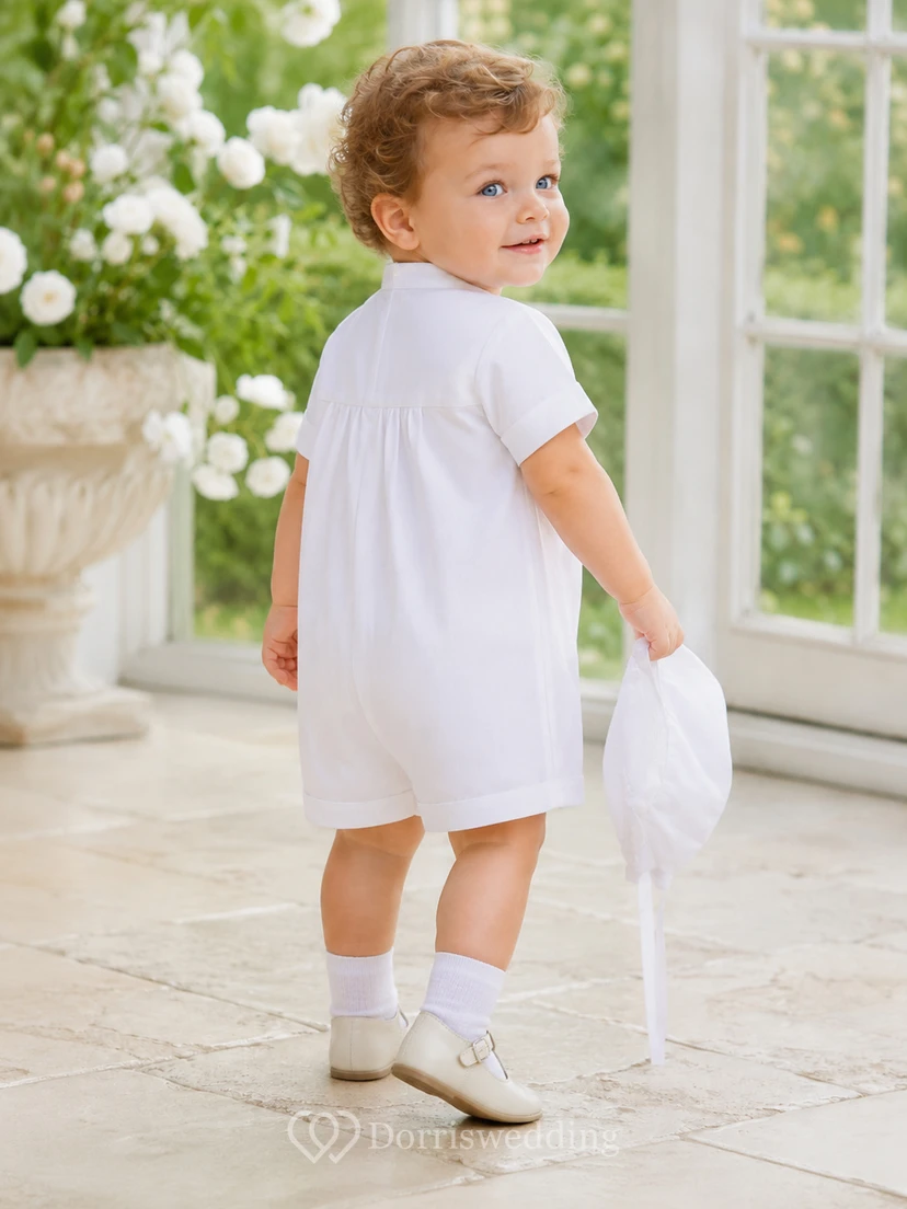 Body de bautizo blanco minimalista de manga corta con cuello mandarín para bebé niño. view 2