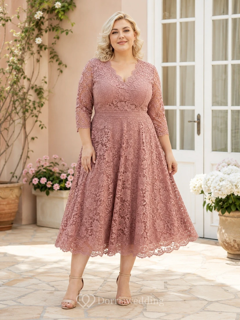 Robe midi grande taille en dentelle florale rose poudré, col en V, manches trois-quarts, coupe trapèze