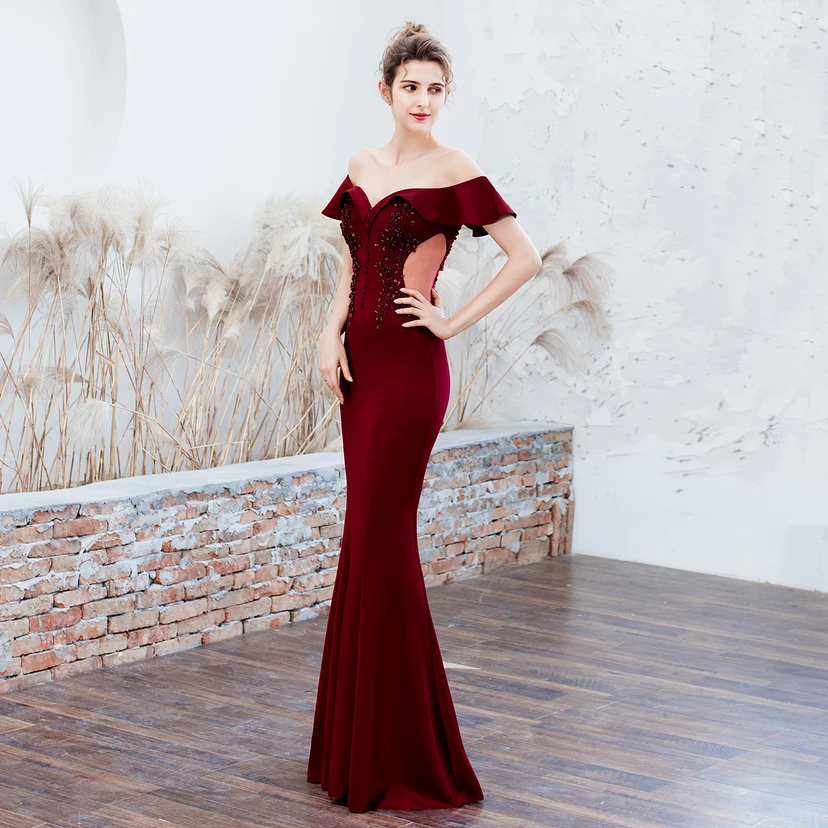Robe de mariée longue rouge asymétrique à une épaule, coupe sirène, idéale pour un banquet ou une soirée de mariage. view 10