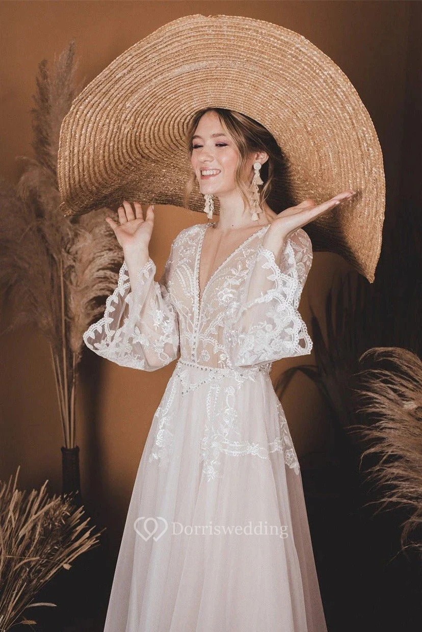 Robe de mariée bohème en dentelle crème