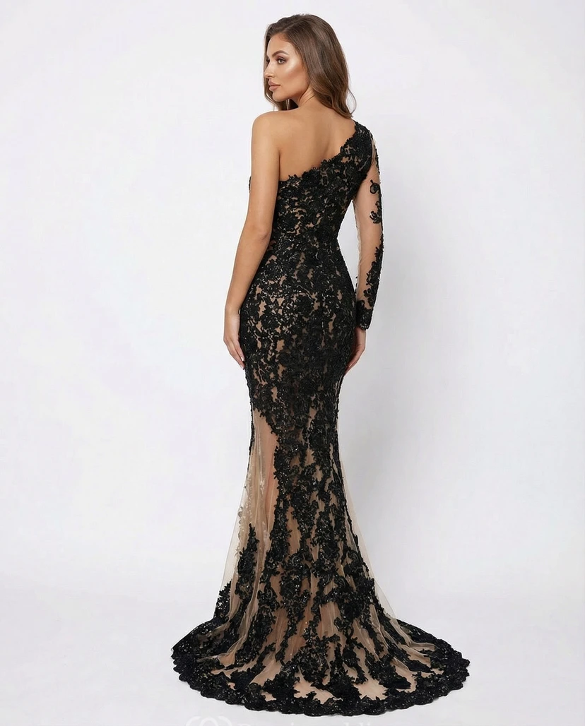 Robe sirène asymétrique fendue sur le devant view 2
