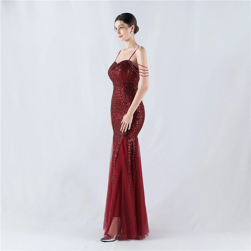 Création de perles, de sequins et de tulle pour une robe de soirée, spectacle, animateur, réunion annuelle view 3