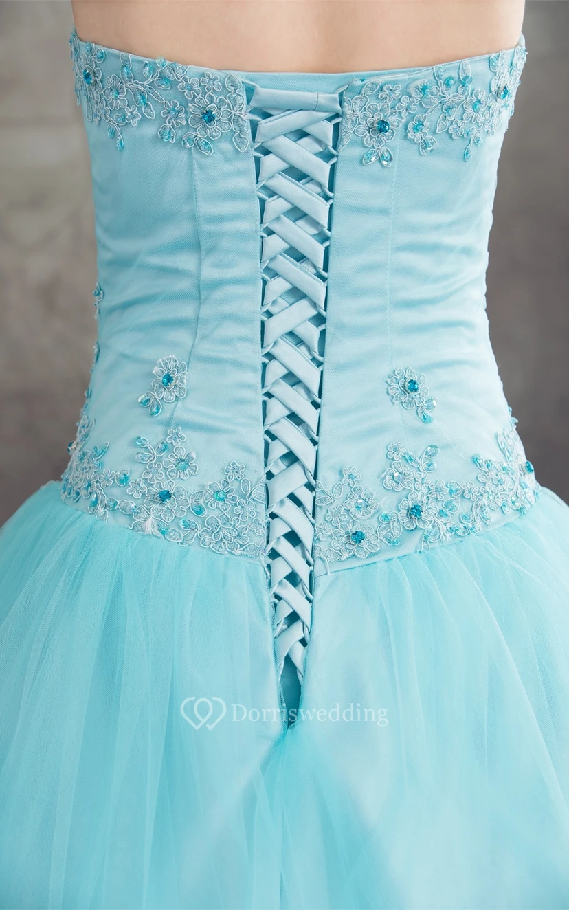 Robe de bal sans manches en tulle, coupe trapèze, dos corset et perles view 5