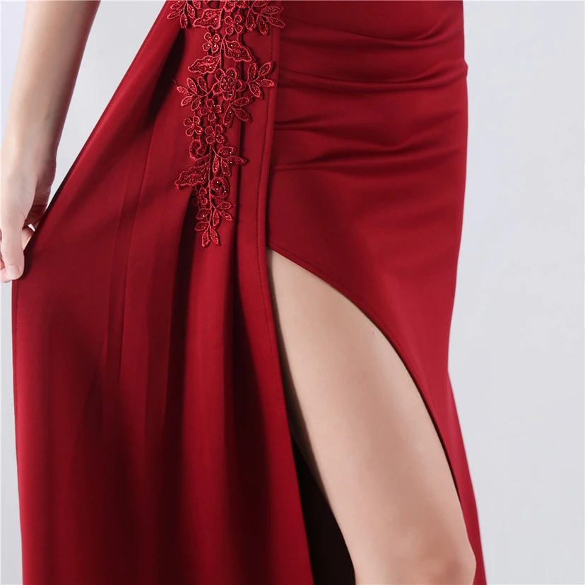 Schweres, mit Diamanten und Blumen besetztes, tailliertes Abendkleid aus Satin mit Fischgrätmuster und Perlenbesatz für Jahrestreffen und Hochzeiten view 30
