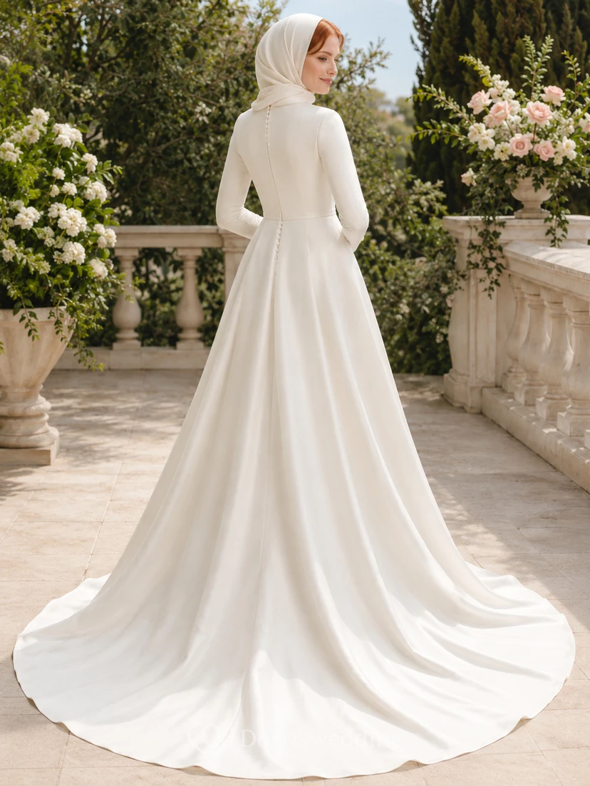 Vestido de novia musulmán de satén con escote barco y cola de capilla view 2