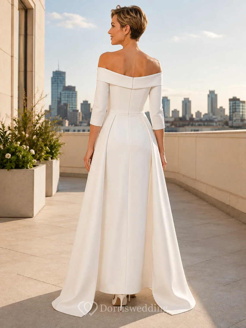 Robe de mariée civile moderne, mini-jupe amovible à épaules dénudées et manches trois-quarts view 2