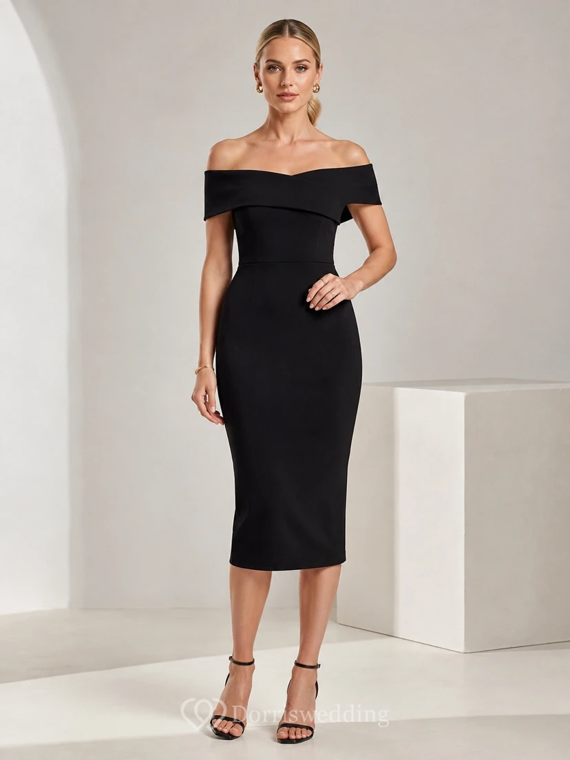 Vestido negro de satén con hombros descubiertos y manga corta, largo hasta la rodilla.